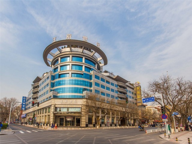 临淄玻璃幕墙清洗多少钱